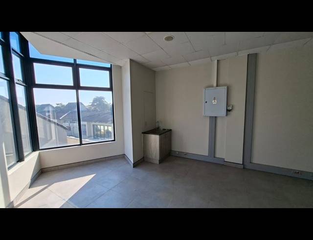 OFFICE PROPERTY TO RENT IN MEER EN SEE